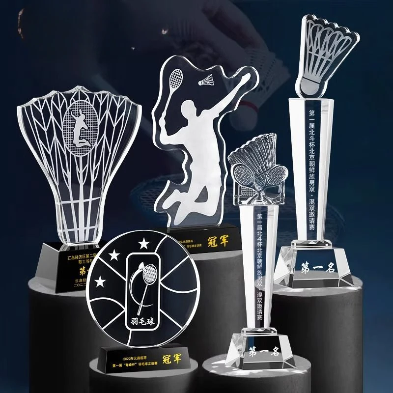 Trophée personnalisé en métal  - Badminton Europe avis et prix